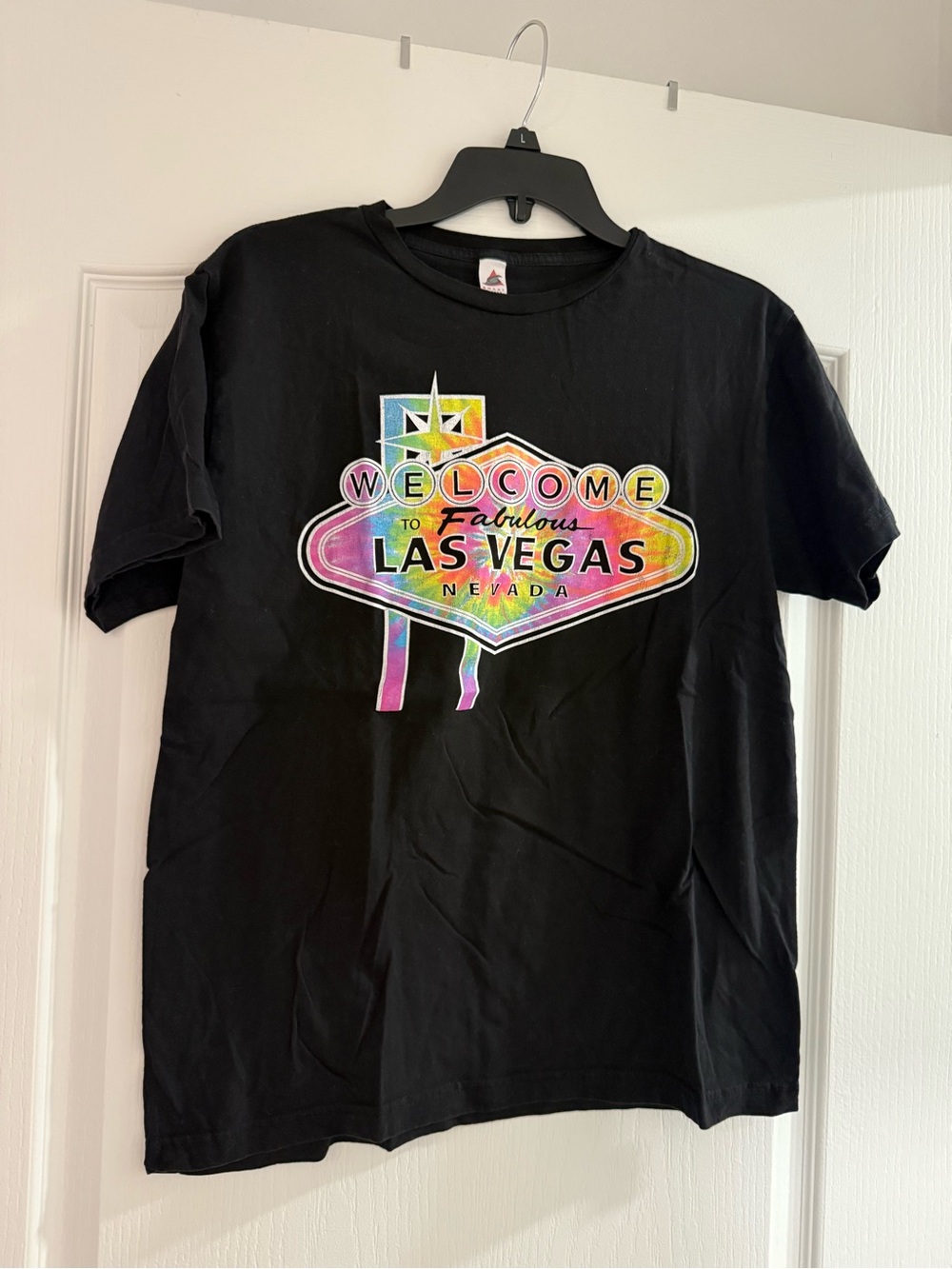 Black Las Vegas 'Welcome to Fabulous' Graphic Tee
